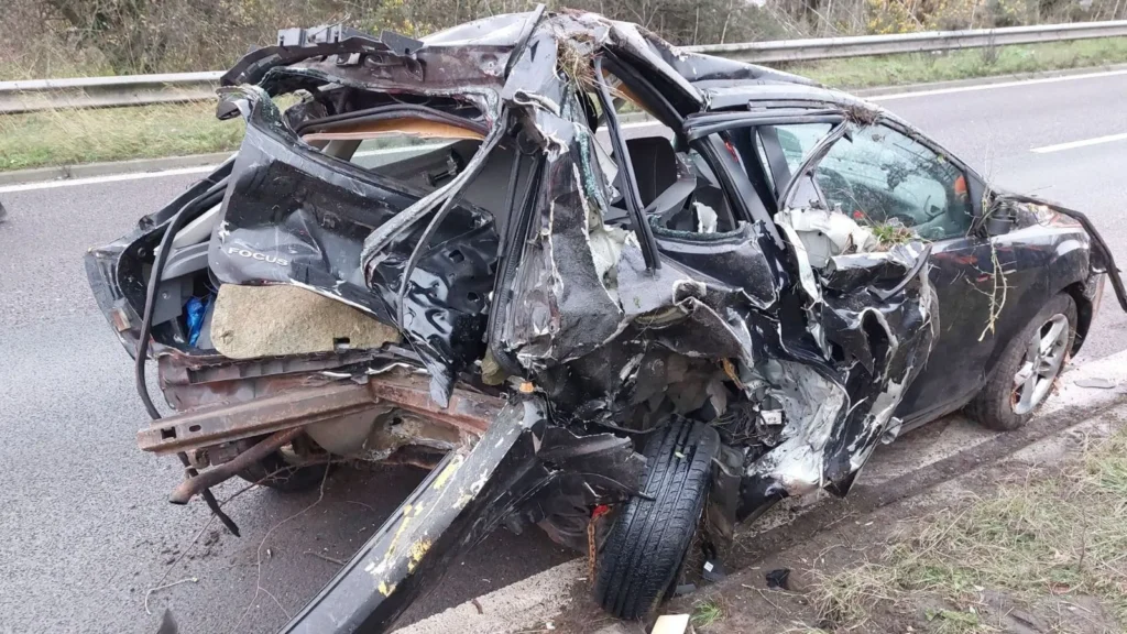 خرید ماشین تصادفی قم